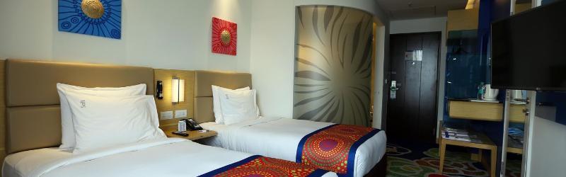 Holiday Inn Express Chennai Old Mahabalipuram Road Exterior photo